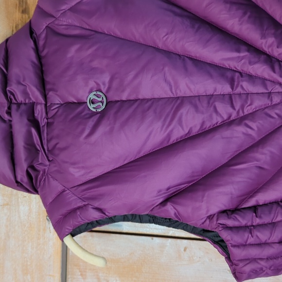 Lululemon Purple Puffer Vest - Picture 6 of 7